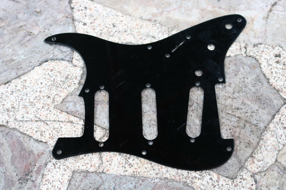 Pickguard Fender Strat Black